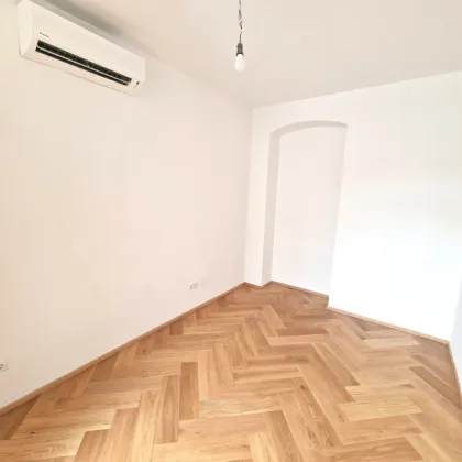***Altbau trifft Dachgarten – Stilvolle 3-Zimmer-Wohnung mit großer Terrasse  – hochwertiger Sanierung + Klimaanlage & Luftwärmepumpe*** - Bild 3