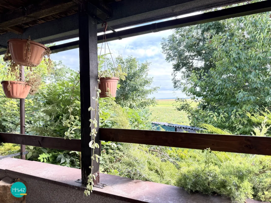 Viel Platz für neue Ideen! Einfamilienhaus mit großem Garten und Weitblick im Wiener Umland! Vielseitig nutzbar! - Bild 1