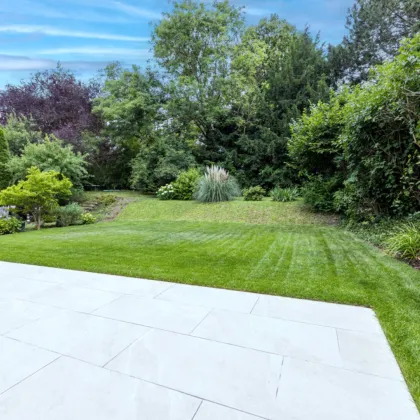 PURE ENTSPANNUNG! Riesiger Garten mit Blick ins Grüne I auch ideal f. gewerbliche Nutzung I Garage I Alarmanlage I - Bild 3