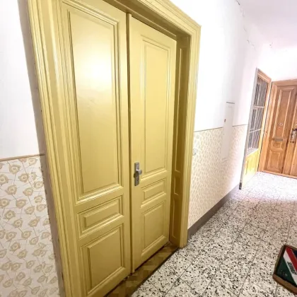 GROSSZÜGIGE 58 m² ZWEI-ZIMMER-WOHNUNG IN U-BAHN-NÄHE – UNBEFRISTET & PROVISIONSFREI ZU MIETEN! - Bild 2