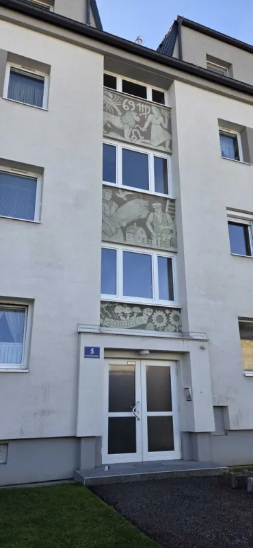 Schöne 3-Zimmer-Wohnung im 2. Stock ohne Lift Nahe dem Zentrum Leobersdorf. - Bild 1