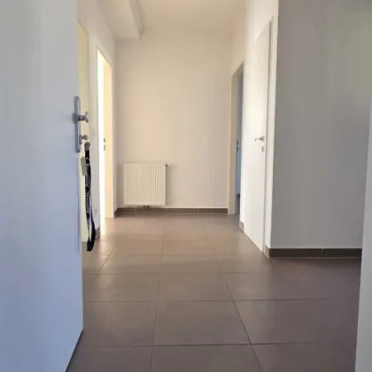Schöne 3-Zimmer-Wohnung im 2. Stock ohne Lift Nahe dem Zentrum Leobersdorf. - Bild 3