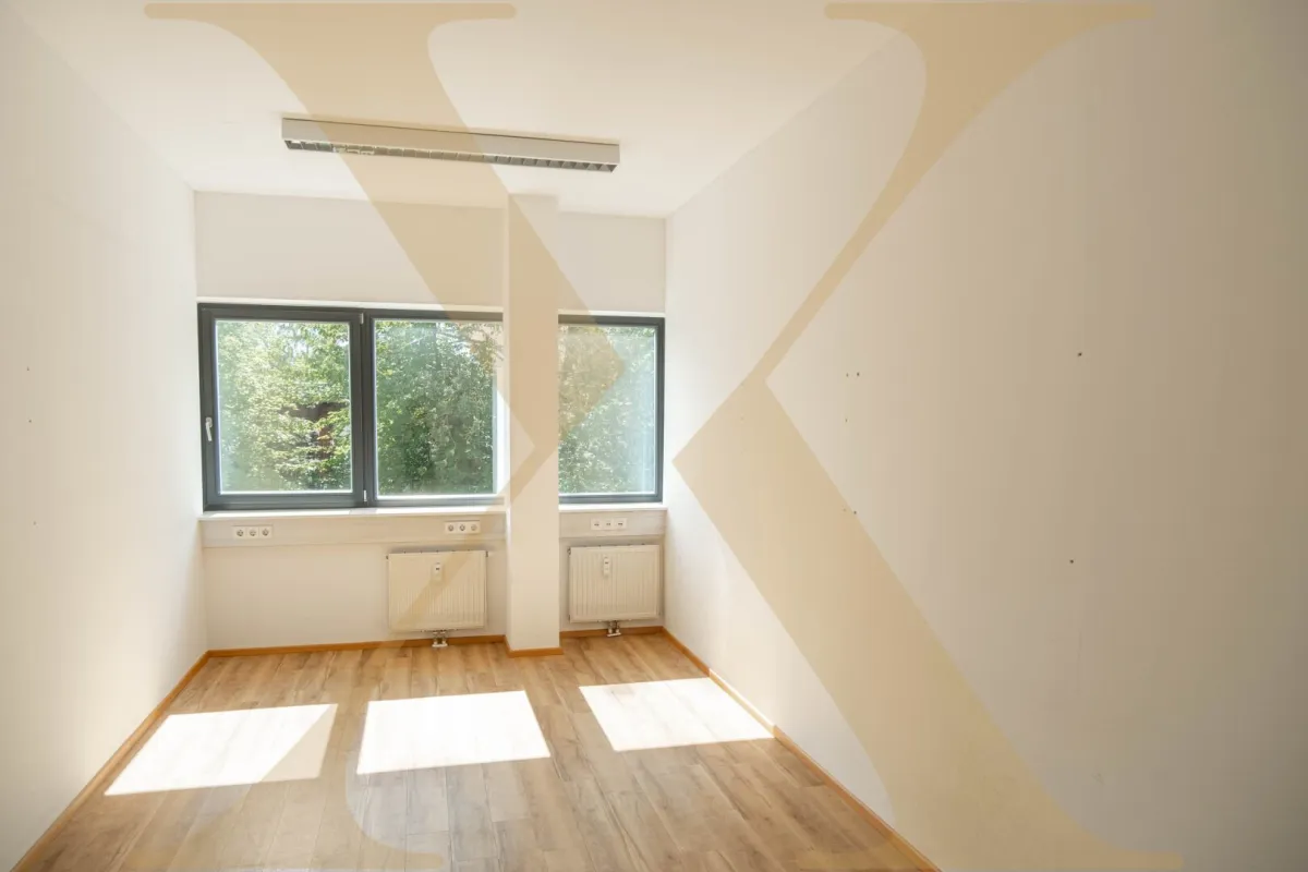 Klimatisierte Bürofläche samt Parkplätzen und idealer Verkehrsanbindung in Wels zu vermieten! - Bild 1