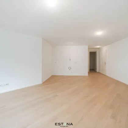 Neubauwohnung mit geräumigen Schlafzimmern und Loggia - Nähe Schweizergarten - Bild 2