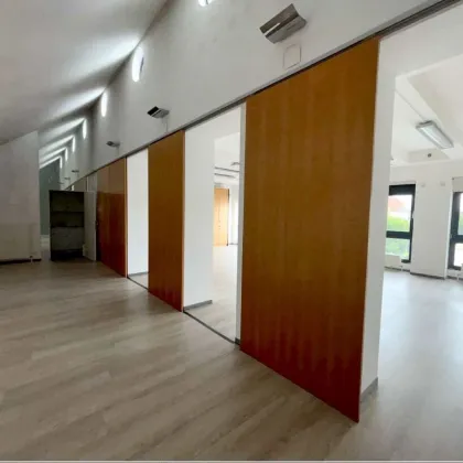 Vortrags-Sitzungsraum - 106m² Büro - U1 - Bild 3