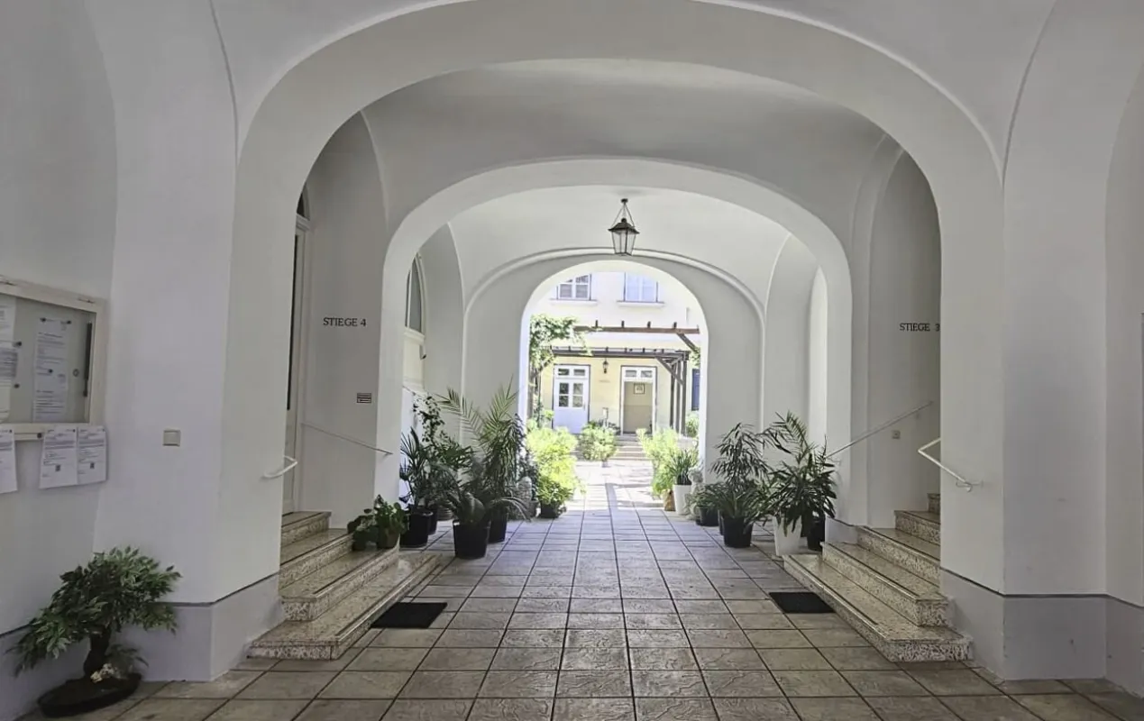 Wohnen im Metternichhof - Maisonette (2 Zi) - TOP Lage im Stadtzentrum von Baden - Bild 1