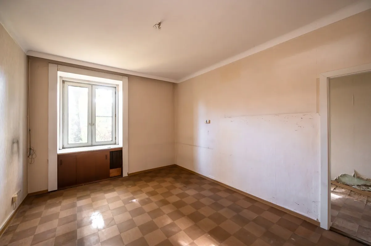 ++Fasangarten++ Altbautraum zum Selbstgestalten – 2-Zimmer-Wohnung mit Entwicklungspotenzial - Bild 1