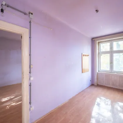 ++Fasangarten++ Altbau mit Potenzial – 2 Zimmer zum Sanieren - Bild 3