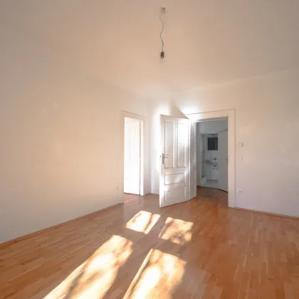 ++Fasangarten++ Altbau mit Potenzial – 2 Zimmer zum Sanieren - Bild 2