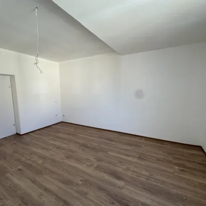 Helle 3-Zimmer-Wohnung in Judenburg – mit neuer Küche und Stellplatz - Bild 2