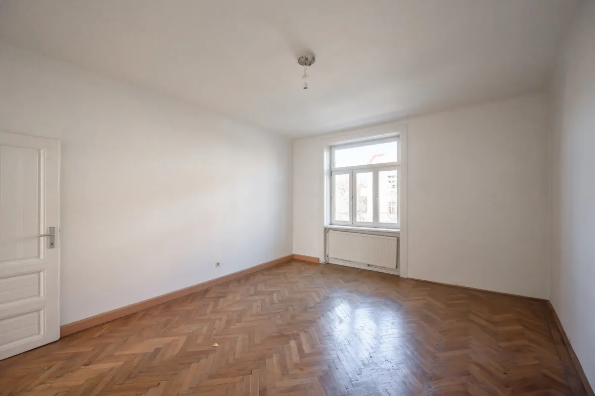 ++Fasangarten++ Altbau mit Potenzial – gepflegte 2 Zimmer-Wohnung - Bild 1
