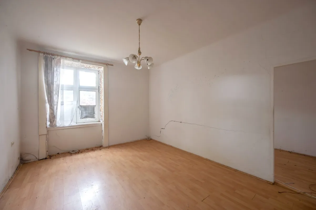 ++Fasangarten++ Altbautraum zum Selbstgestalten – 2-Zimmer-Wohnung mit Entwicklungspotenzial - Bild 1