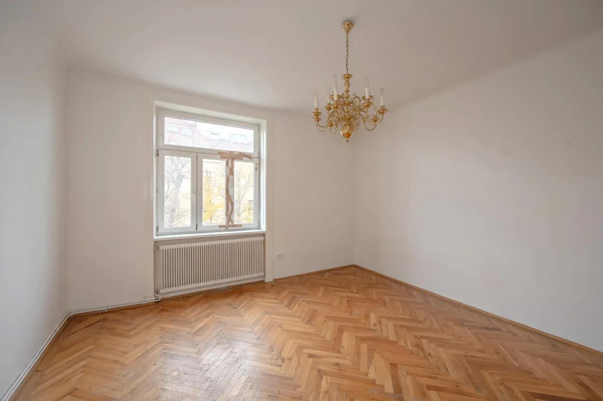 ++Fasangarten++ Altbau mit Potenzial – sanierungsbedürftige 2 Zimmer-Wohnung - Bild 1
