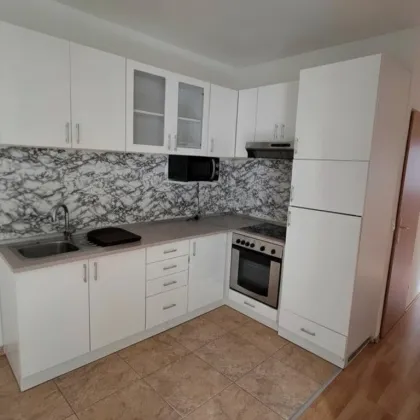 Helle 3-Zimmer-Wohnung in Mödling: Gemütlich, mit Parkplatz und Fußbodenheizung! - Bild 2