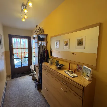 Viel Platz zum Leben und Arbeiten â charmantes Reihenhaus mit PraxisrĂ€umen - Bild 3