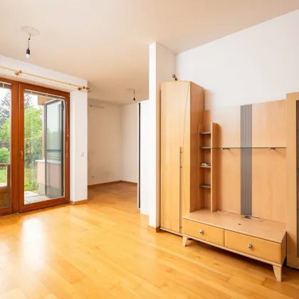 NEUER PREIS ! Barrierefrei, großer Garten und Garagenstellplatz inklusive - perfekte Wohnmöglichkeit ! - Bild 2