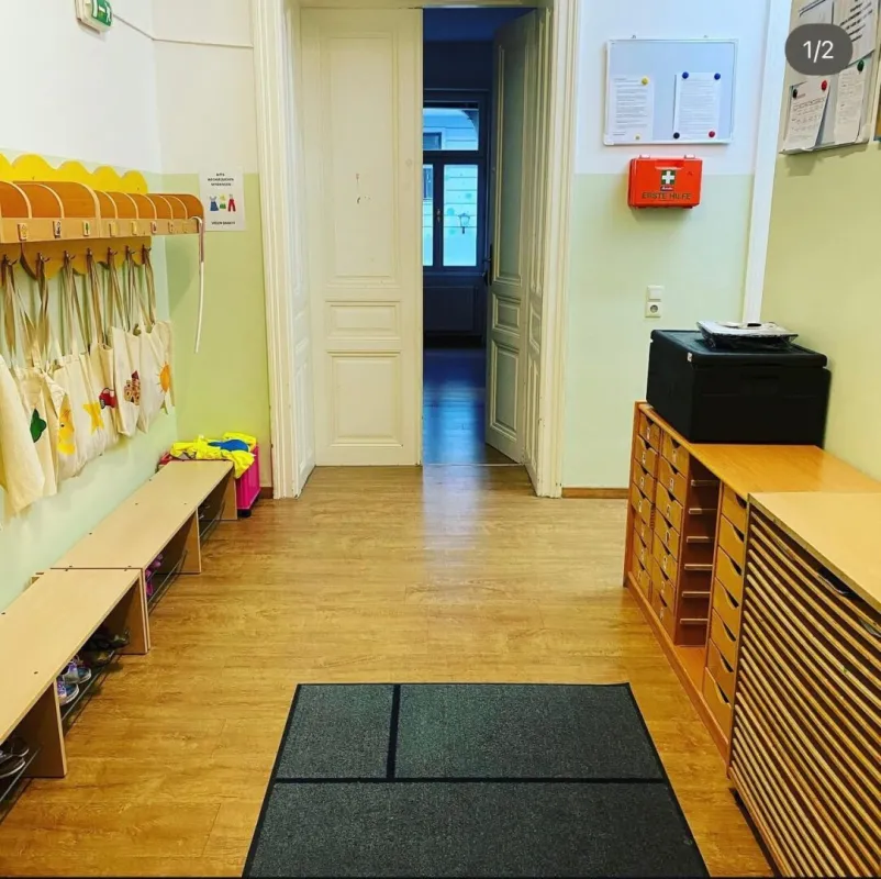 Kindergruppe mit kompletter Einrichtung zur Übernahme im 12. Bezirk (Wien) - Bild 1