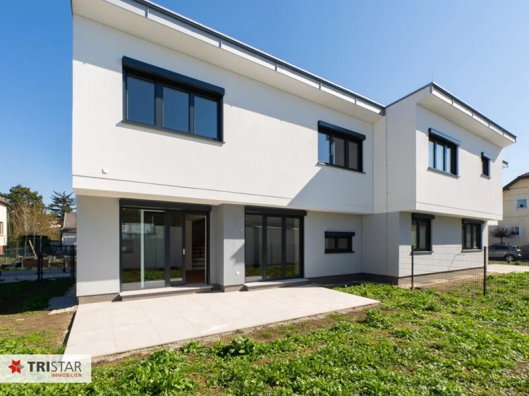 Moderne Doppelhaushälfte in Wien – Erstbezug mit Garten und Terrasse! Ideal für Familien! - Bild 1