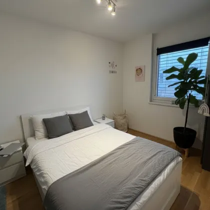 Moderne 2-Zimmer-Wohnung mit Balkon nahe U1 - Bild 2