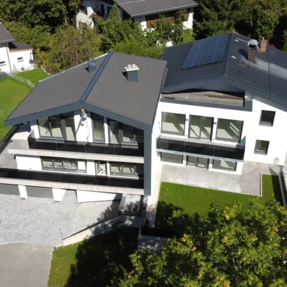 Moderne Dachgeschosswohnung im Dreiparteienhaus in zentrumsnaher Lage! - Bild 2