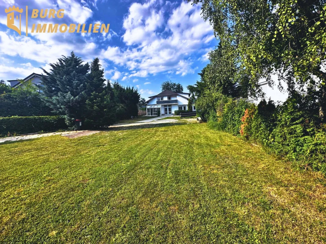 TOPGELEGENHEIT - VILLA + ATELIERGEBÄUDE + BAUGRUNDSTÜCK im Speckgürtel von Wien - Bild 1