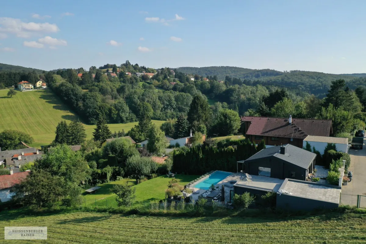 DIE JAHRESZEITEN GENIESSEN /// SONNE, NATUR UND TRAUMHAFTE AUSBLICKE - Bild 1