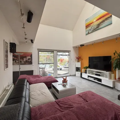 Gattendorf - lichtdurchflutetes EFH in Ruhelage mit Pool und großem Garten - Bild 2