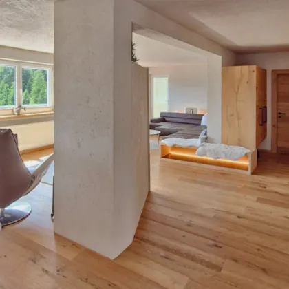 Dachgeschoßwohnung mit Traumsicht - Bild 2