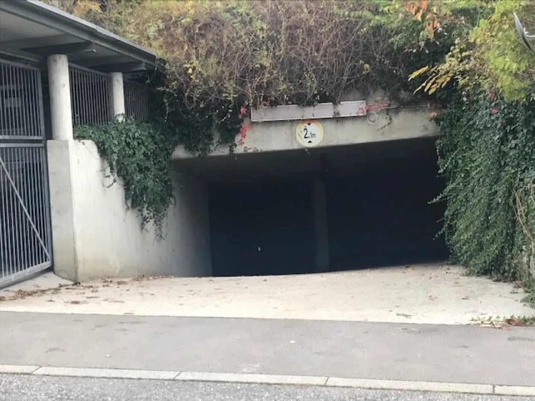 *****Großer Garagenstellplatz - auch Kurzzeitmiete möglich - 1160 Baumeistergasse***** - Bild 1