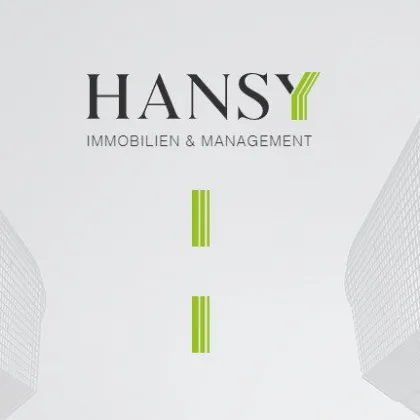 WIENER NEUSTADT: Solid gebautes Haus mit Baugrund, ausgebautem Dachgeschoß, Doppelgarage und Gartenidylle - Bild 2