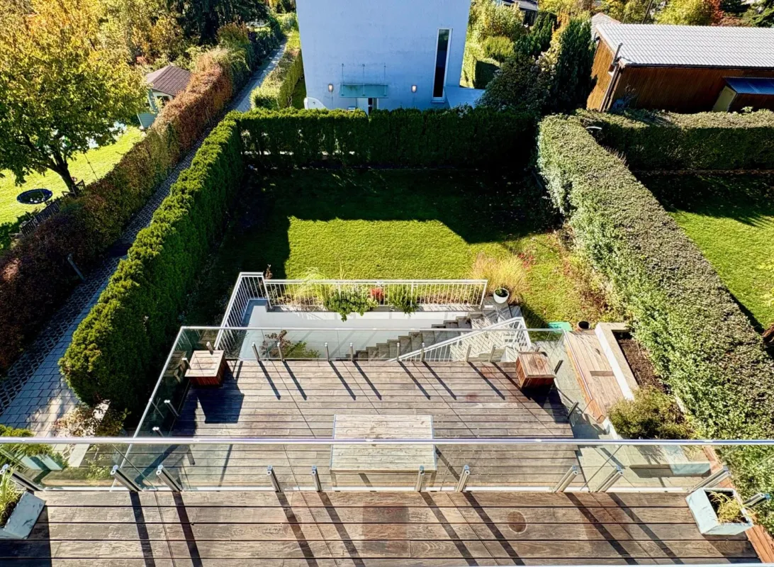 LUXUS-KLEINGARTENHAUS IM ALLEINEIGENTUM MIT WUNDERSCHÖNEM BLICK AM HACKENBERG - Bild 1