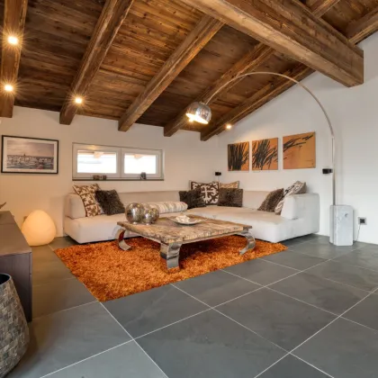 Traumhafte Dachgeschosswohnung mit Seeblick in absoluter Premiumlage Zell am See - Bild 2