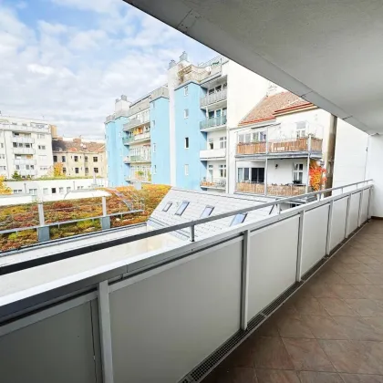 U6-Dresdner Straße : 3 Zimmer mit Loggia in Hofruhelage - Bild 3