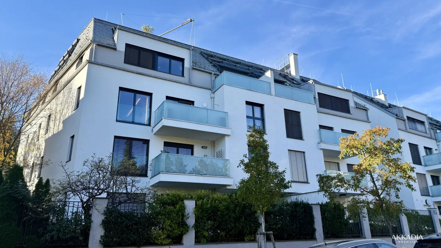 Exklusives Wohnen in idyllischer Cottagelage (inkl. Garage) - Bild 1