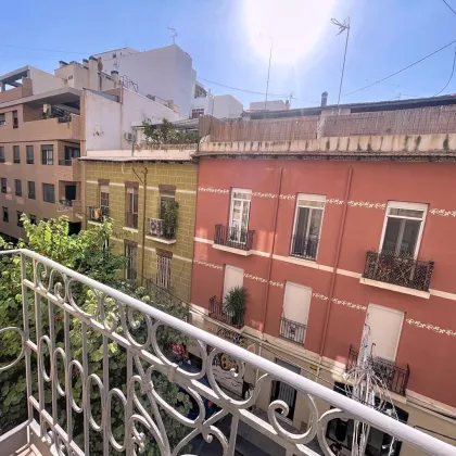 Exklusive Stadtwohnung in bester Lage: Eleganz und Komfort im Herzen von Alicante - Bild 2