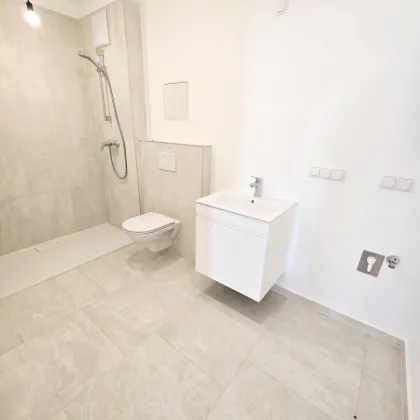 So klein, so fein, so rentabel! Ideal investiert! Energieeffizienz durch Photovoltaikanlage und Wärmepumpe! Ruhige Seitengasse + Faires Preis-Leistungs-Verhältnis + Perfekte Anbindung und Nahversorgung! Jetzt zugreifen! - Bild 3