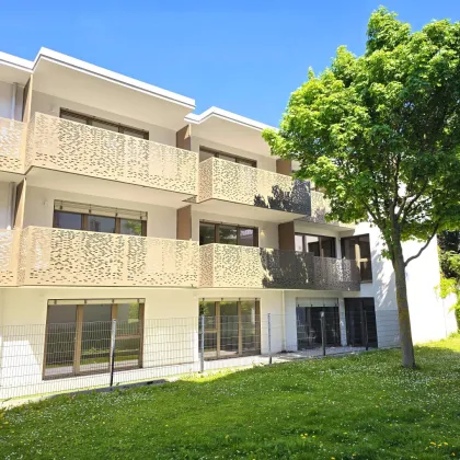 Hier wächst Ihr Kapital - mit Grünblick! Absolute Ruhelage + Nachhaltigkeit + Photovoltaik + Wärmepumpe! Hofseitiger Balkon + Energieeffizienz + Perfekte Anbindung und Nahversorgung! Jetzt zugfreifen! - Bild 2