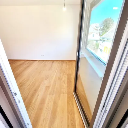 Der perfekte Platz für Ihr Kapital! Ideale Kleinwohnung mit Loggia! Energieeffizienz durch Photovoltaikanlage und Wärmepumpe! Ruhige Seitengasse + Faires Preis-Leistungs-Verhältnis + Perfekte Anbindung und Nahversorgung! - Bild 3