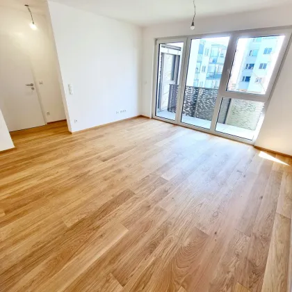 Das kleine Investment mit dem großen Wow - Pure Lebensfreude! Photovoltaik + Wärmepumpe! Hofseitiger Balkon + Blick ins Grüne + Komplette Ruhelage + Energieeffizienz + Perfekte Anbindung und Nahversorgung! Jetzt zugfreifen! - Bild 3