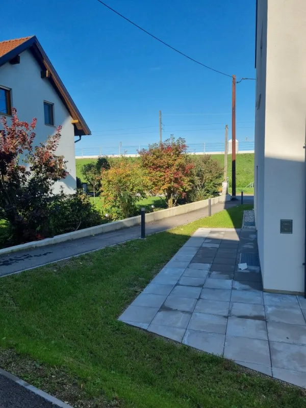 Wohnen am grünen Stadtrand von Linz - Reihenhaussiedlung Agathe-Schwabenau-Weg