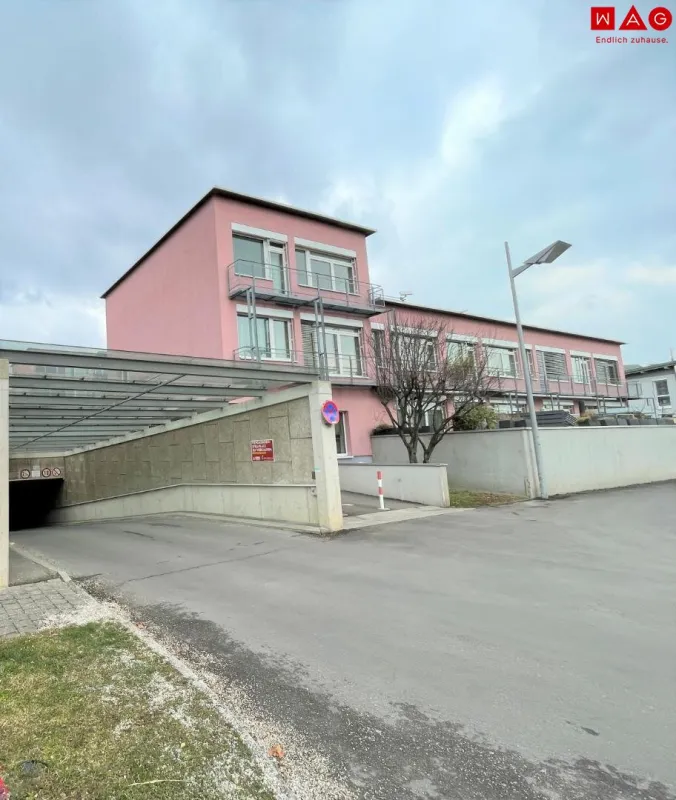 Für den Winter schon vorgesorgt? Tiefgaragenplätze in sicherer Umgebung in der Tiefgarage Forellenweg - Suttnerstraße: direkt vom Eigentümer!