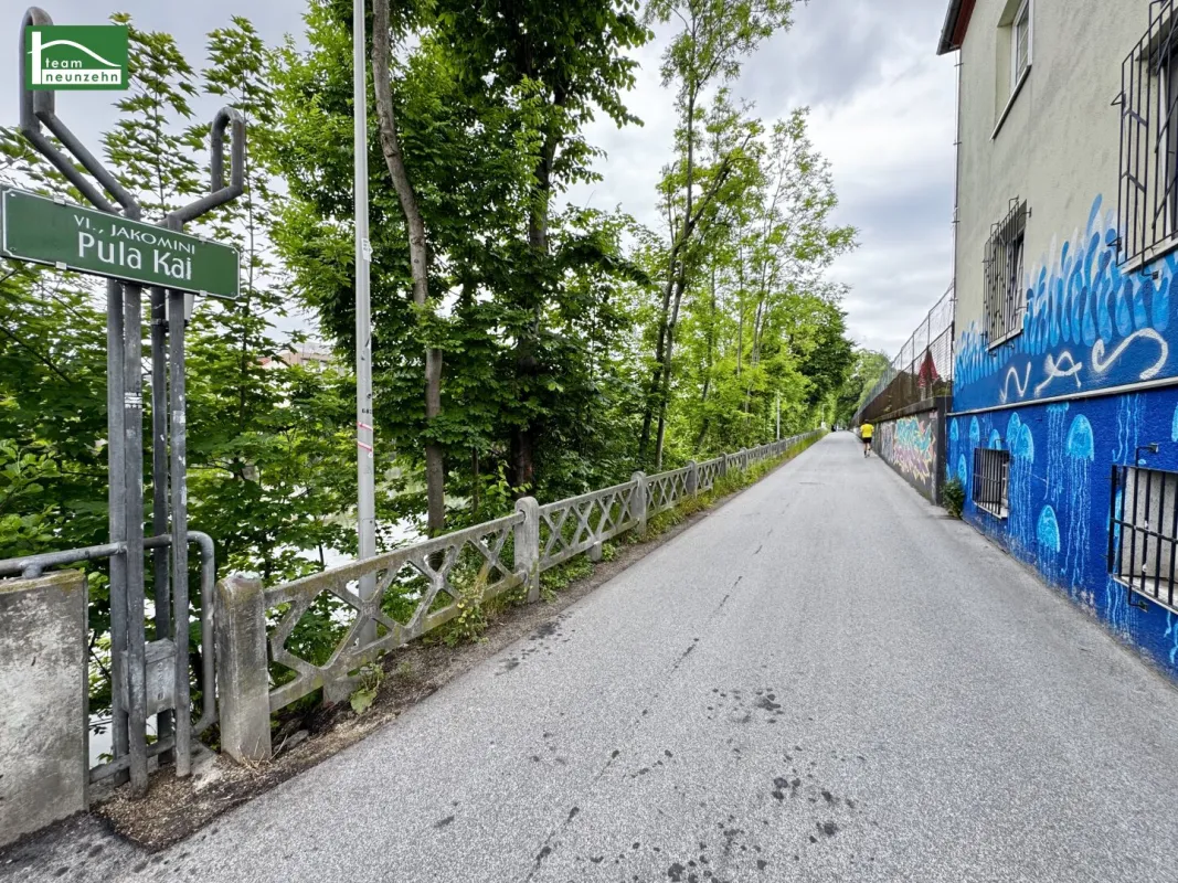 INVESTMENT-WOHNUNGSPAKET ZUM ATTRAKTIVEN PREIS! 5 WOHNUNGEN in gebrauchtem Neubauhaus!