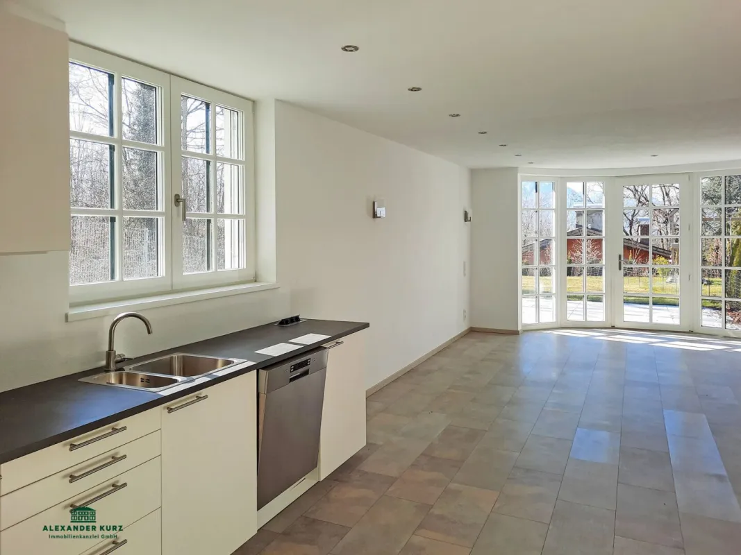 Exklusives Eckreihenhaus mit Panoramablick