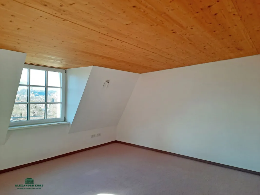 Exklusives Eckreihenhaus mit Panoramablick