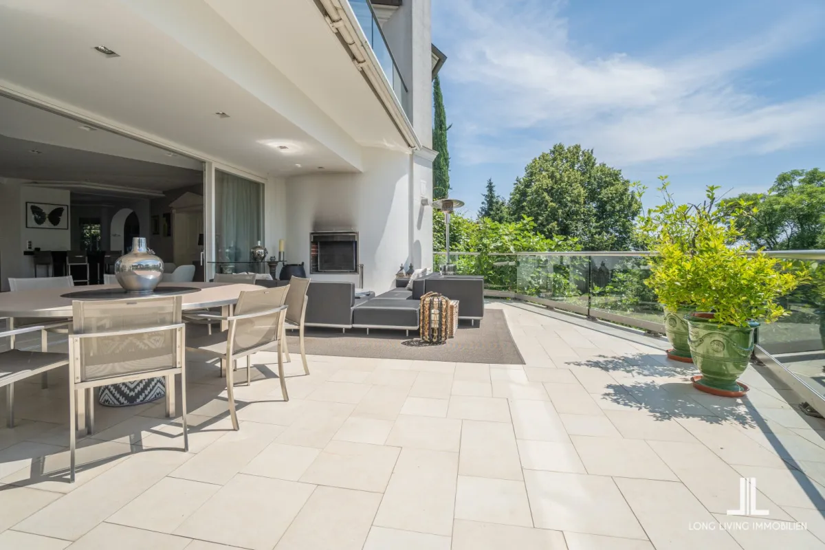 Die Weiße Villa! Einzigartige Villa in bester Grazer Stadtlage zu verkaufen!