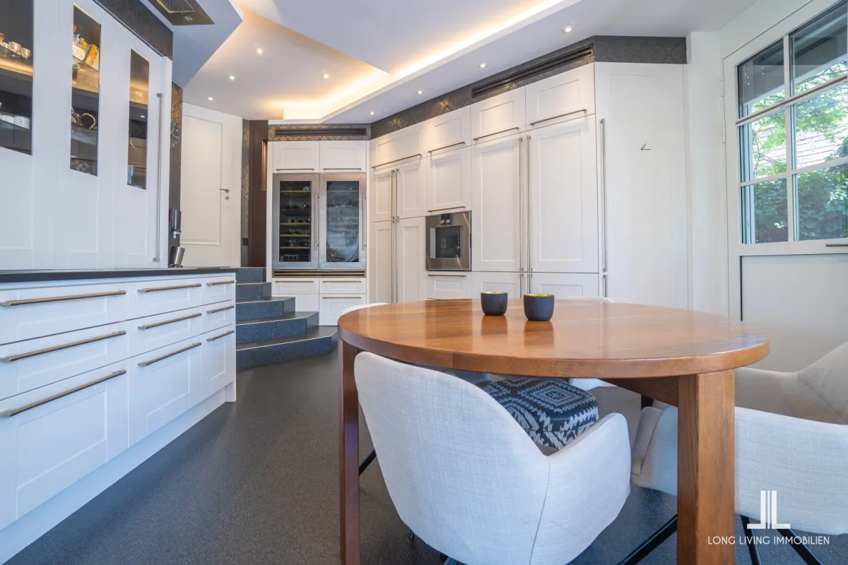 Die Weiße Villa! Einzigartige Villa in bester Grazer Stadtlage zu verkaufen!