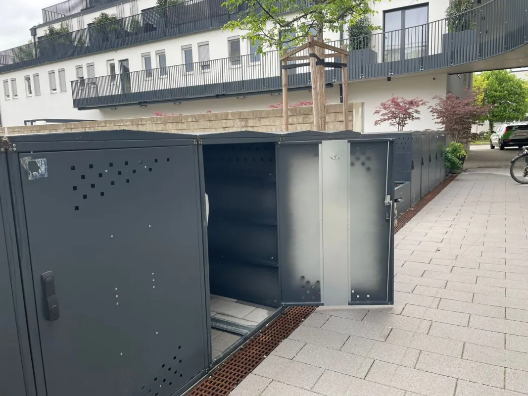 Fahrradbox mit Lademöglichkeit