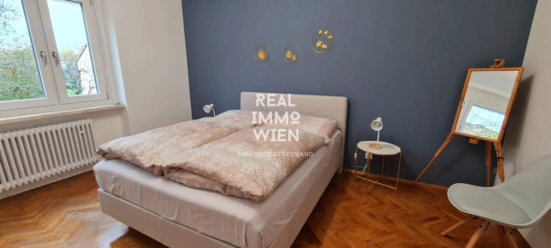 READY TO LIVE- MÖBLIERTES SERVICED APARTMENT MIT BALKON. NAHE LAKESIDE PARK, UNI UND CITY. PROVISIONSFREI