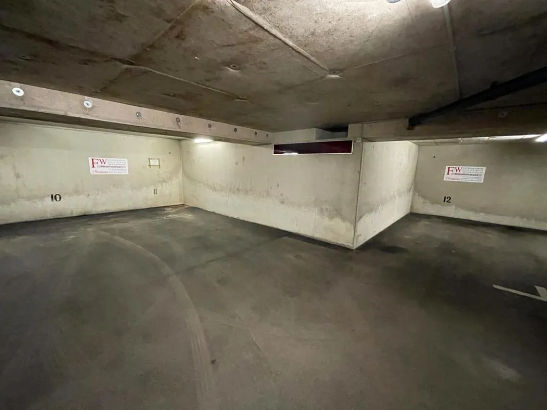 Paket von Tiefgaragenplätzen im Andritzer Zentrum!