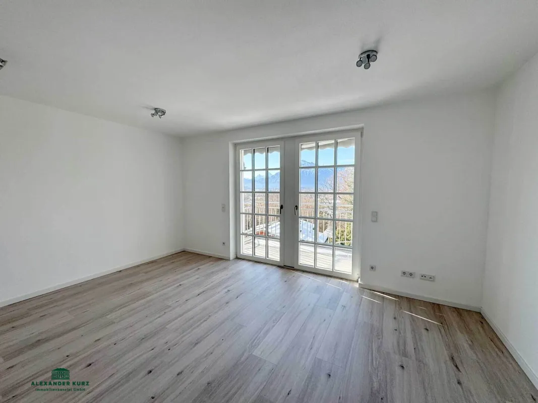 Exklusives Reihenhaus in herrlicher Ausblickslage